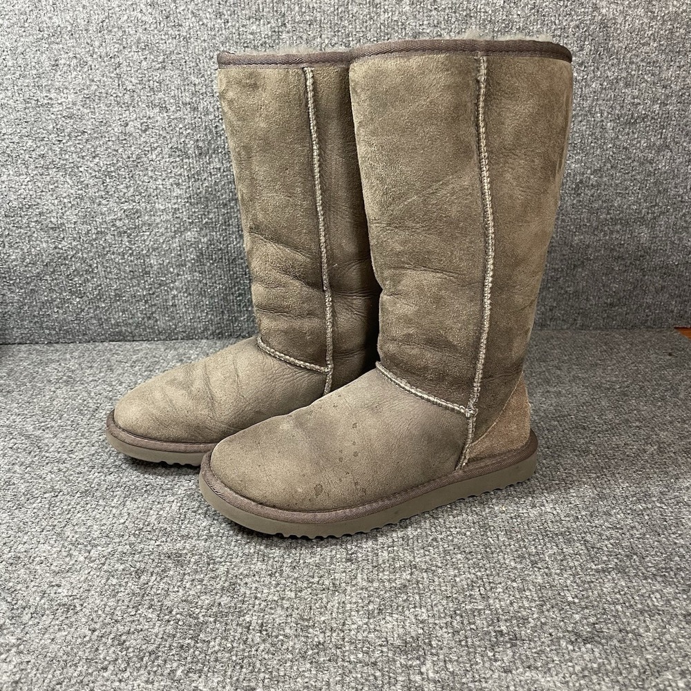 Vintage UGG Classic Tall Boots Size 6 Womens Grey Suede Shearling Fur Lined